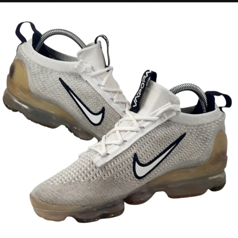 DB1550-100 Nike AIR VaporMax 2021 FK MONOCHROME (GS)